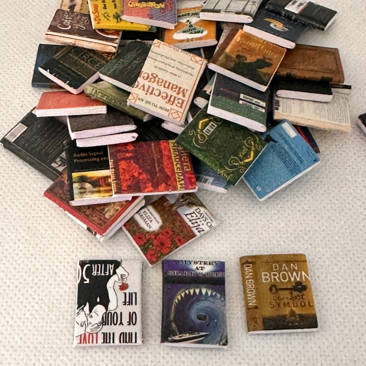 10 Miniature Dollhouse Books 1:12