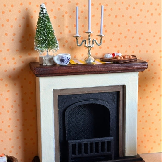 1:12 Christmas Fire Place